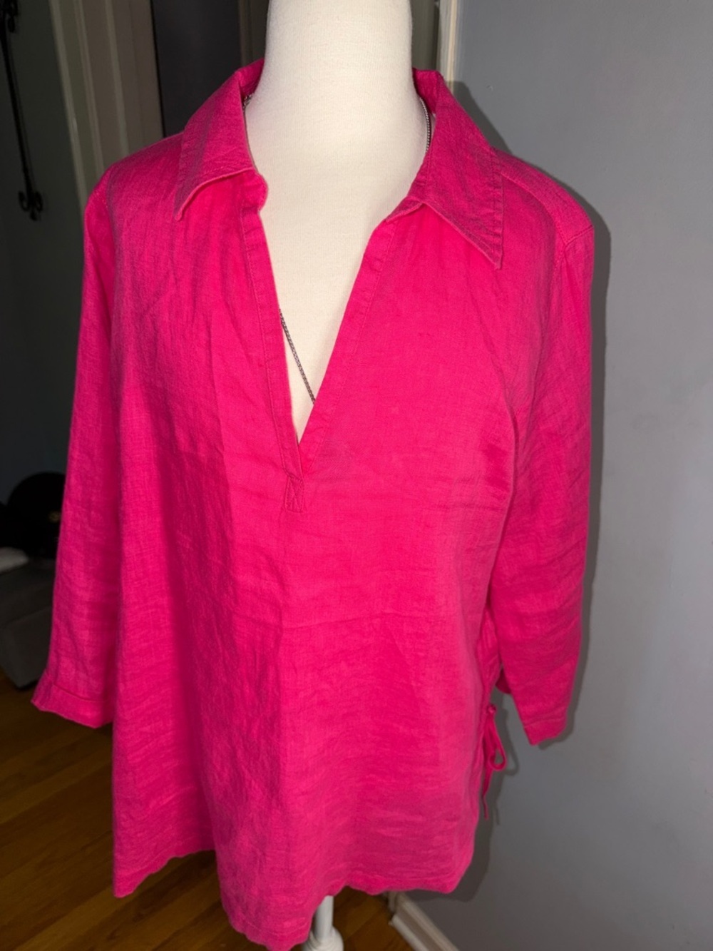 Isaac Mizrahi 100% Linen Bright Pink Linen V-Neck Tunic